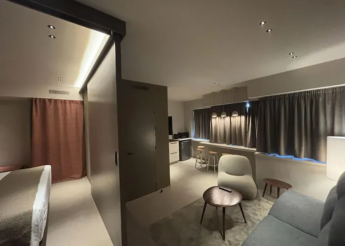 Senator Barcelona Apartments